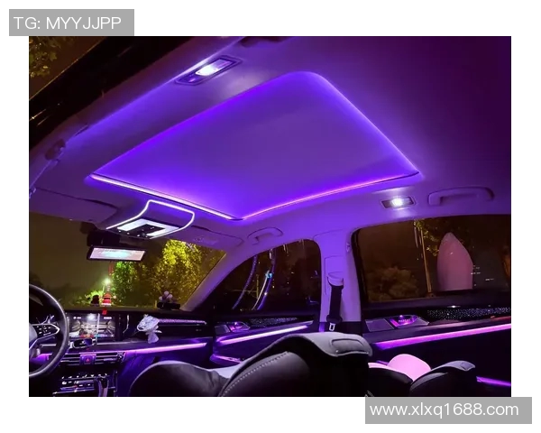 黑白足球星空灯的魅力解析与使用技巧打造温馨浪漫的居家氛围